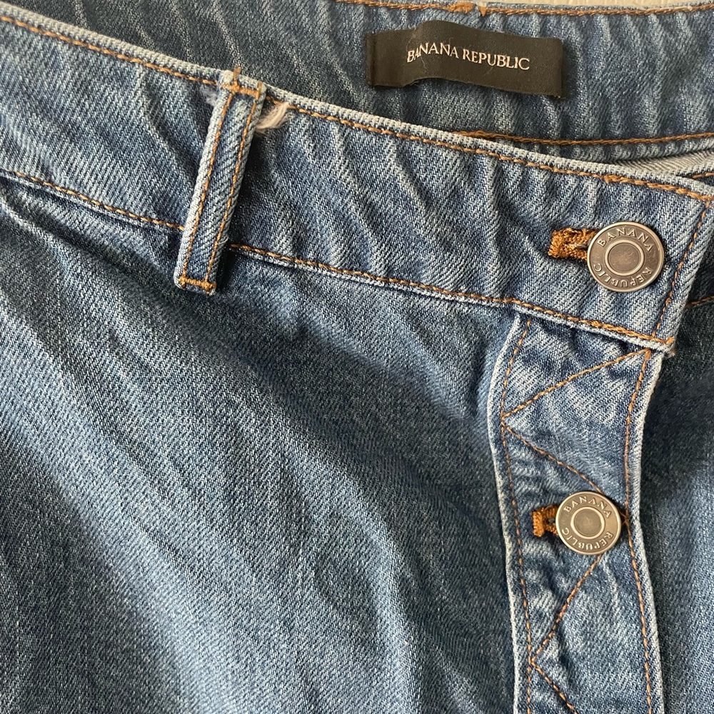 Mid-length Jean skirt